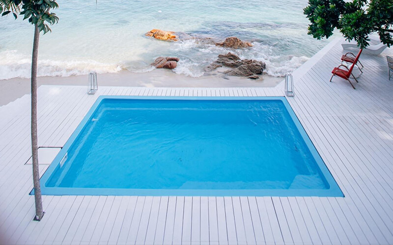 Fiberglass pool