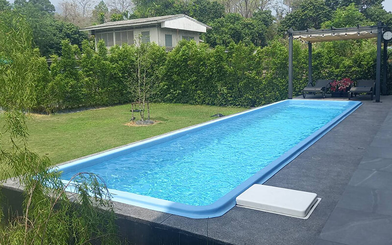 Fiberglass pool