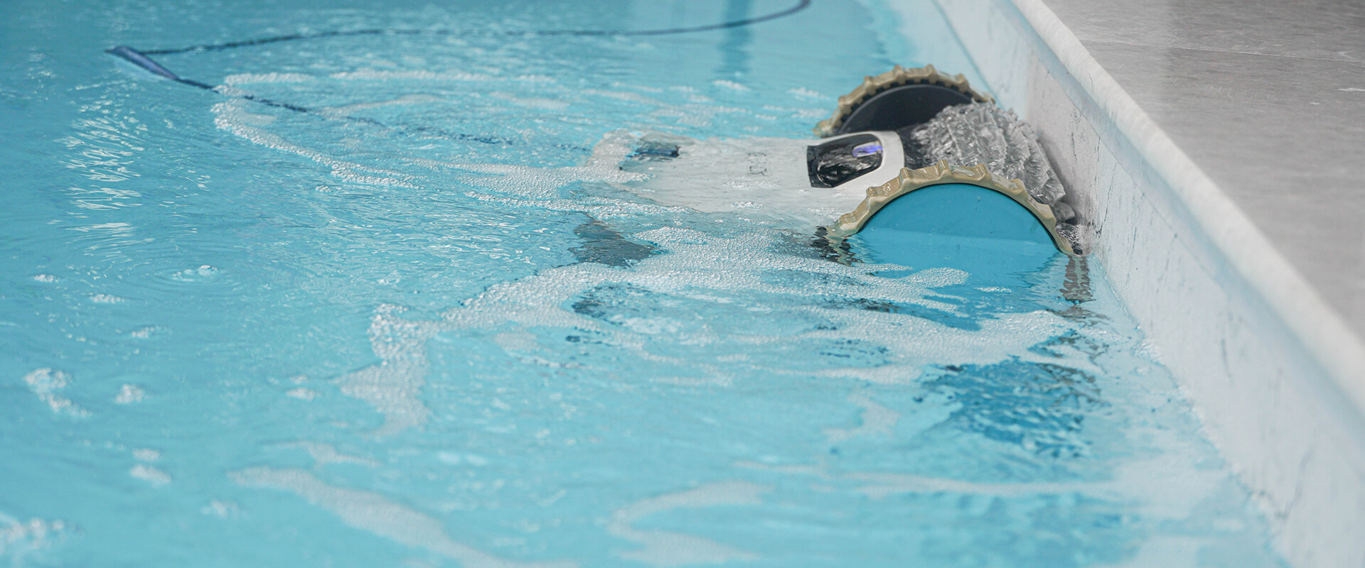 Pool Cleaning Robot Superior Pool Cleaning Made Easy
