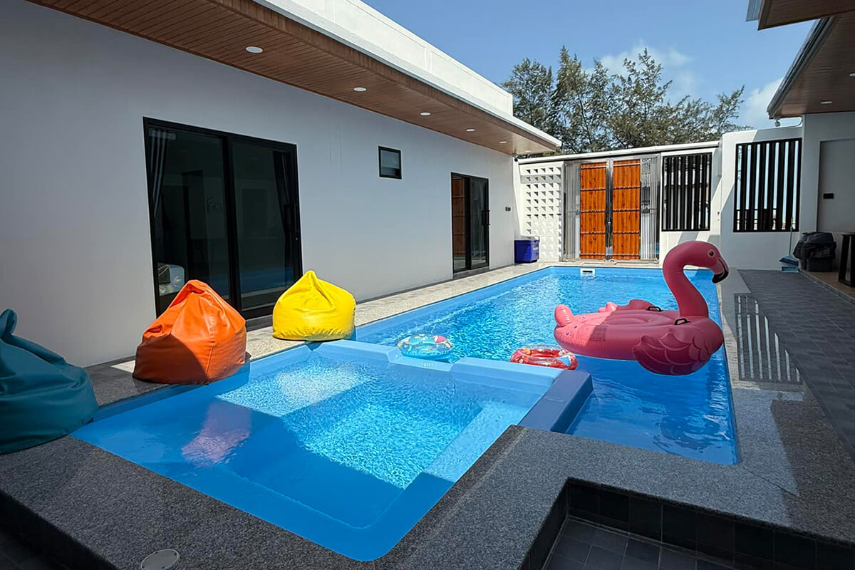 CD629 – Family Pool F9